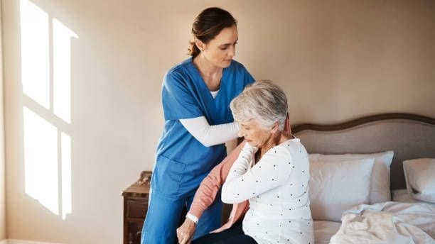 Caregiving for Elderly with Dementia: Navigating Dressing Challenges